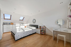 Photo 5- click for photo gallery